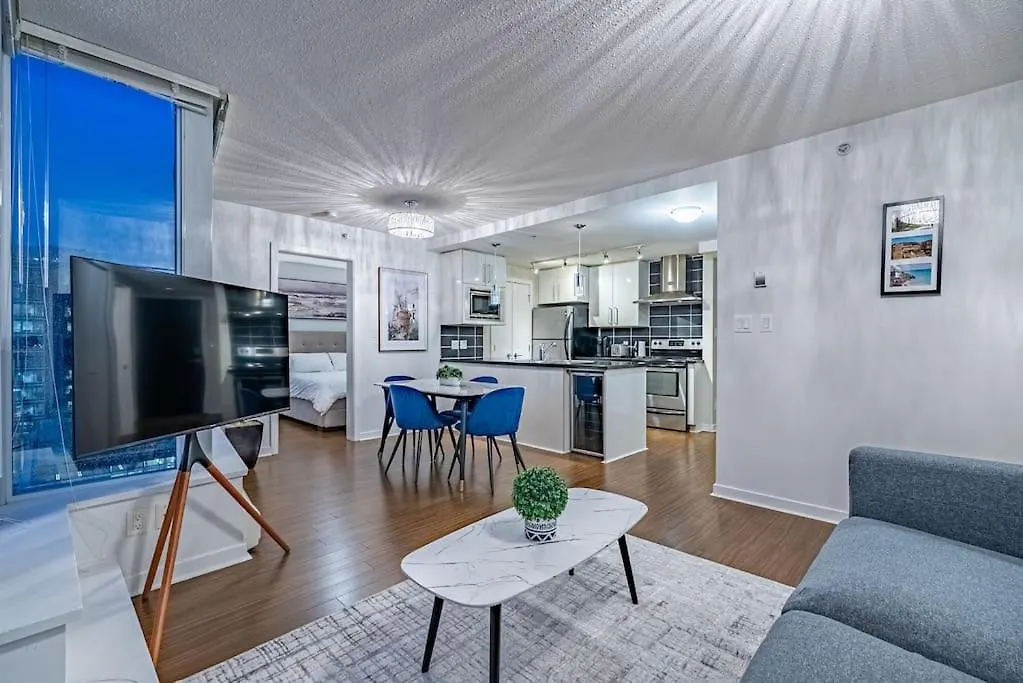 Downtown Condo With Great City Views 밴쿠버 아파트