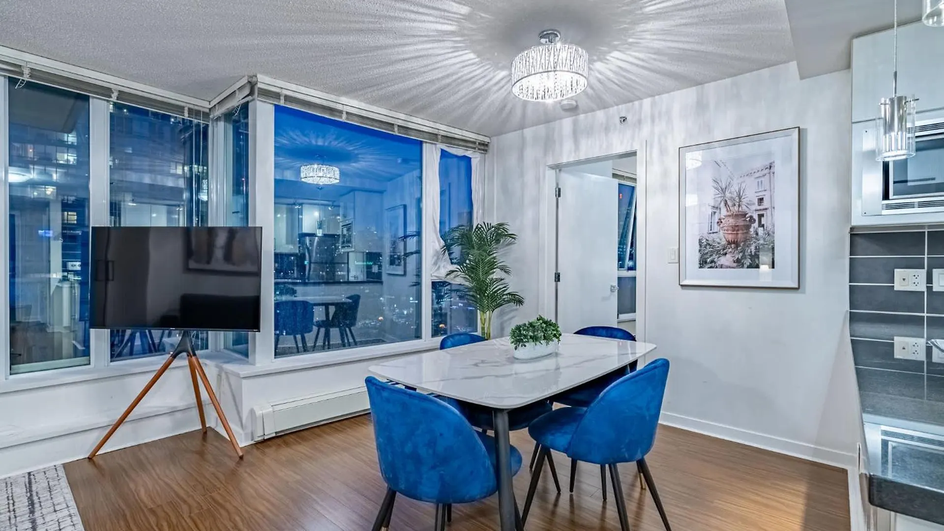 아파트 Downtown Condo With Great City Views 밴쿠버 캐나다